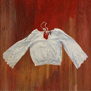 D & KADE Women’s Cropped Denim Blouse